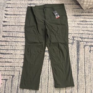 Mountain Hardwear Dark Green Chinos